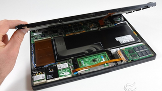 Dell Adamo Dissected: It's Neat and Tidy on the Inside Too